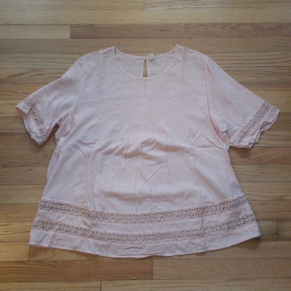 Old Navy Pintuck Short Sleeve Blouse